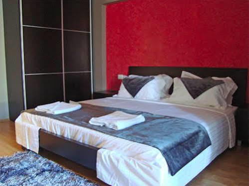 California Hotel Tirana